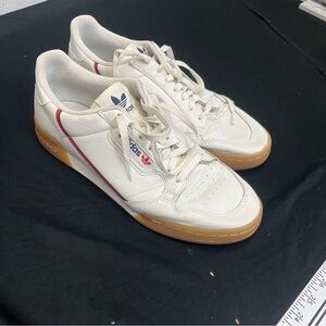 Adidas Men's White Sneakers with Gum Sole